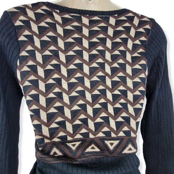 Energie Geometric Light pull over Sweater Medium Junior - Picture 3 of 3